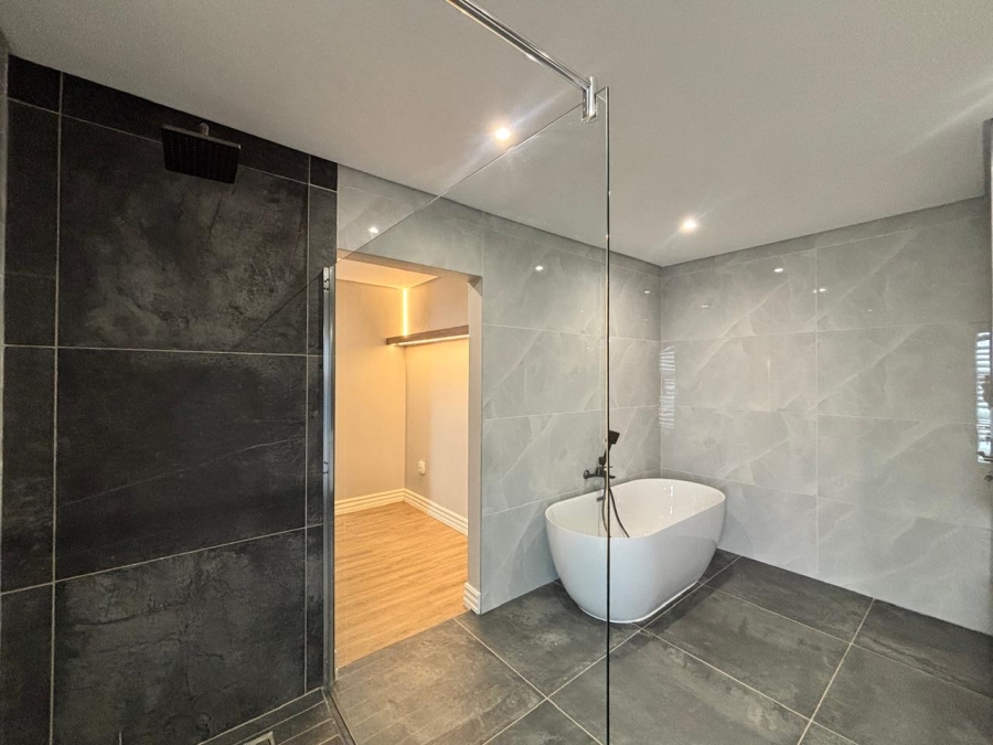 4 Bedroom Property for Sale in Grimbeeck Park North West